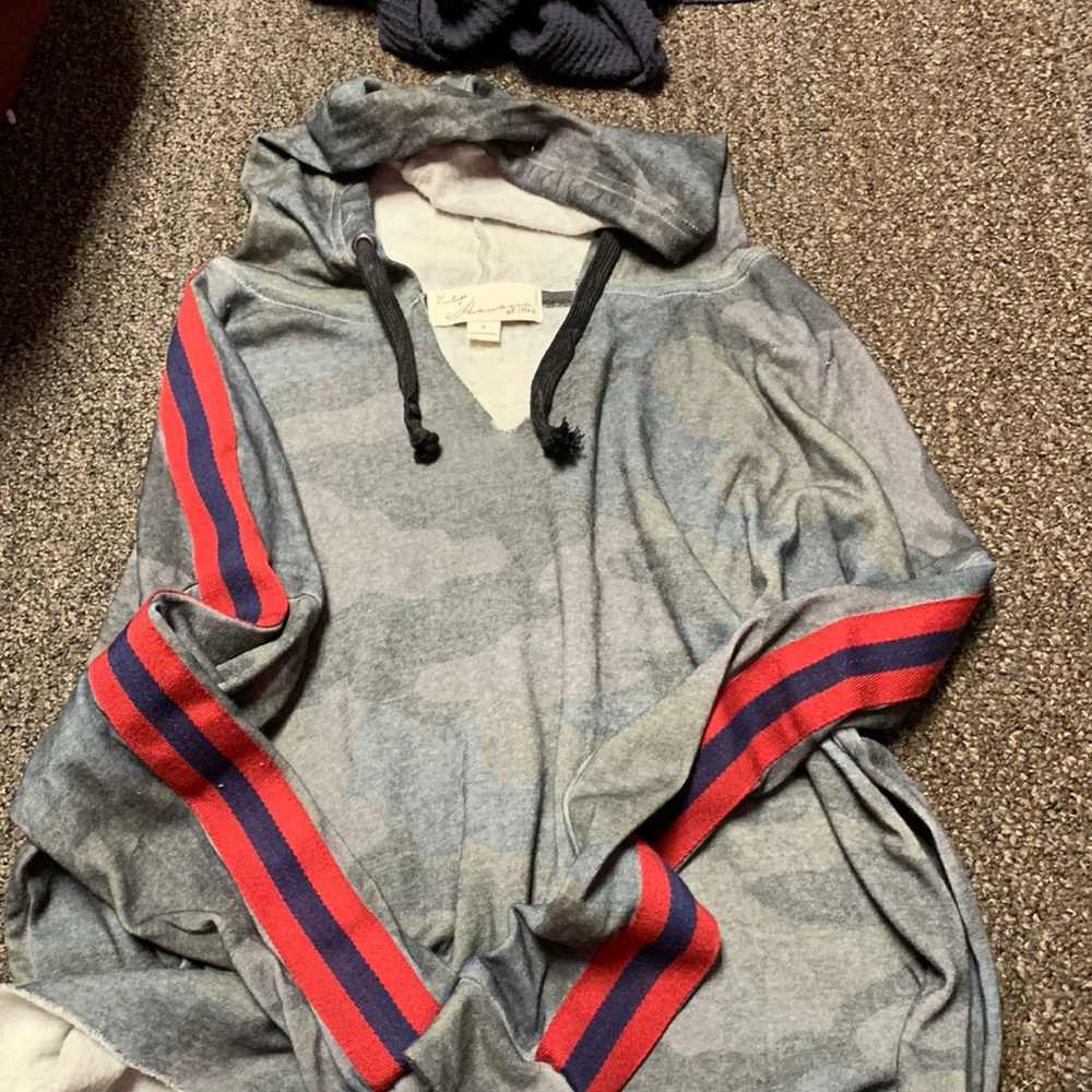 Camo with red strips sweatshirt!